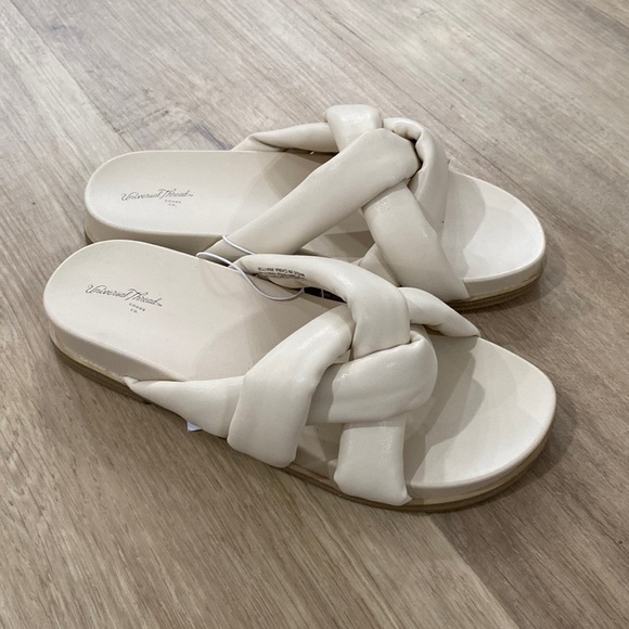 NEW Women’s Universal Thread Cosette Sandals - Picture 1 of 3